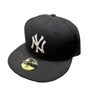 New Era 59Fifty New‎ York Yankees MLB Baseball Cap Hat Size 7 1/4 navy